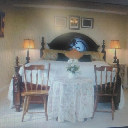 Serenity Hill B&B Sloans Crossing Extérieur photo