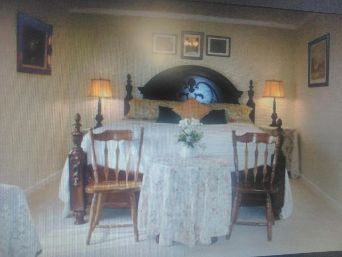 Serenity Hill B&B Sloans Crossing Extérieur photo